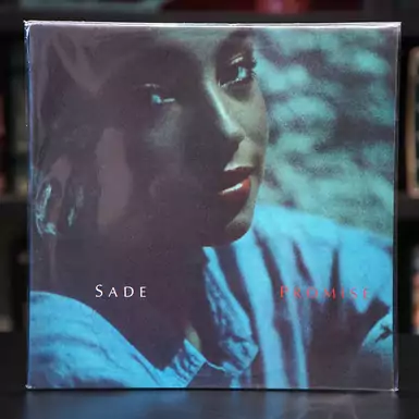 Вінілова платівка c альбомом "Promise" у виконанні Sade