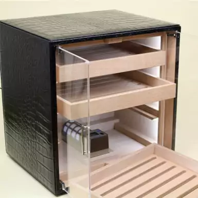 Шкаф-хьюмидор для сигар с кожаным покрытием от Renzo Romagnoli