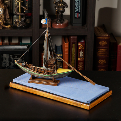Деревянная модель традиционной винной лодки "Рабелу" ручной работы