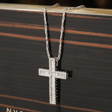 крест с бриллиантам