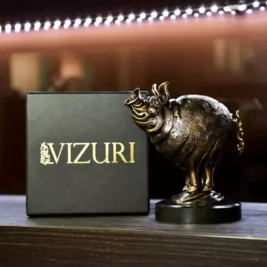 Бронзова статуетка «П'ятачок удачі» від Vizuri 