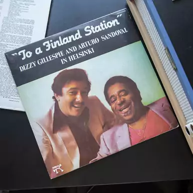 Платівка з альбомом Dizzy Gillespie and Arturo Sandoval in Helsinki