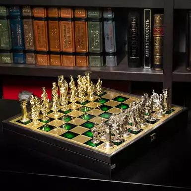 Шахматный набор "Отважные воины" (44 х 44 см) от Manopoulos  
