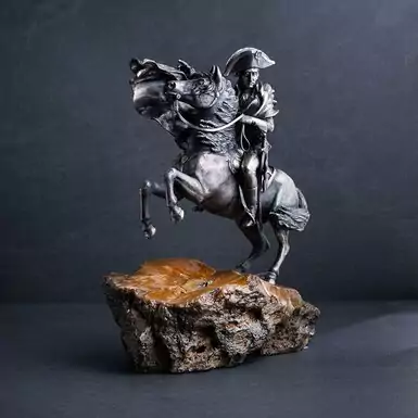 Серебряная фигура «Napoleon Bonaparte on horseback»