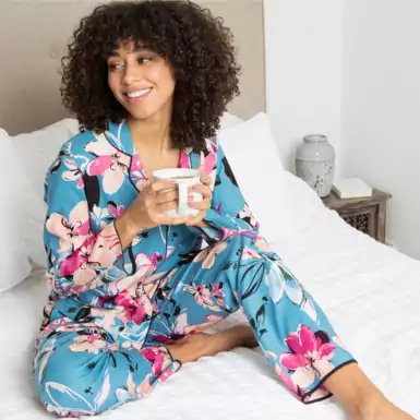 Women's pajamas "Flower Mood"