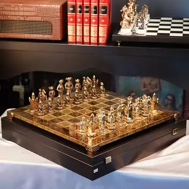 Шаховий комплект «Мушкетери» (44 x 44 cм)
