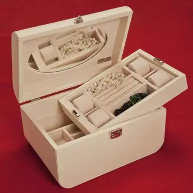 Case-jewelry box "Ivory" by Renzo Romagnoli