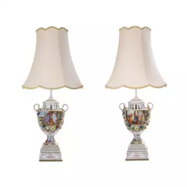 Pair of table lamps made of porcelain "Antiquity"