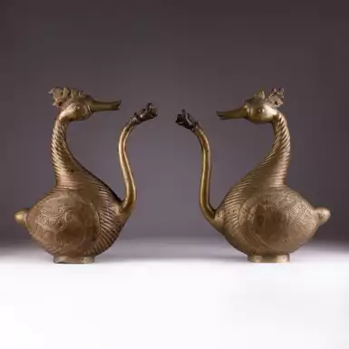 Пара антикварных бронзовых кувшинов для вина "Птицы", Иран (Персия), 19 век