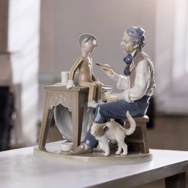 Порцелянова статуетка "Ляльковий художник" від Lladro