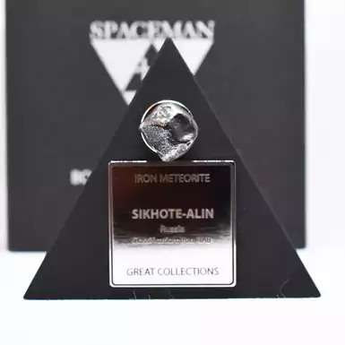 Сертифицированный метеорит "Sikhote-Alin SKL0024", 9,49 г (Хабаровский край)
