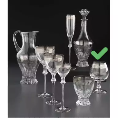 A set of glasses for cognac by the Italian brand Cre Art