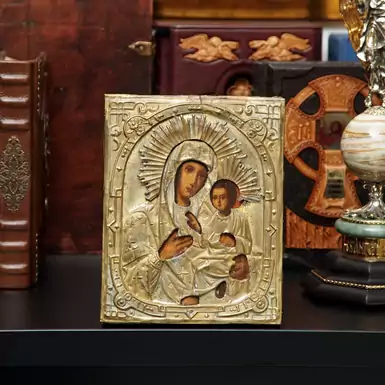 Старовинна ікона Тихвінської Божої Матері у латунному окладі останньої чверті 19 століття