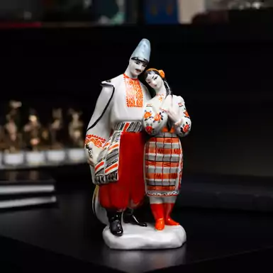Porcelain figurine "Oksana and Vakula"