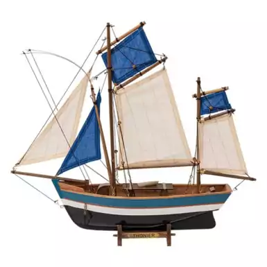 Модель парусной яхты "Thonier" от BATELA