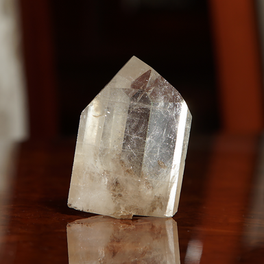Натуральный кристалл топаза "Rose" (прозрачный с паутинкой) от Stone Art Designe (184 г)