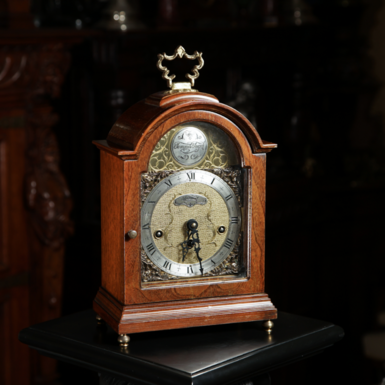 Деревянные настольные часы каретного типа со вставками из бронзы и латуни «Timemix» середины 20 века от Warmink