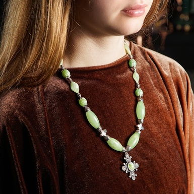 Ожерелье из зеленого оникса и чешского стекла «Forestish»