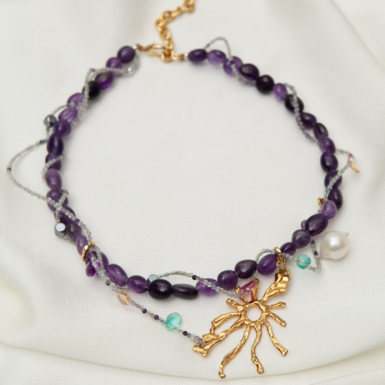 Ожерелье из аметиста, кварца, жемчужины, искусственных цветных камней и гематитов «Veronica» от Samokish