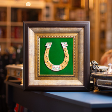 Exclusive gift "Horseshoe for good luck" (green background), with Swarovski stones