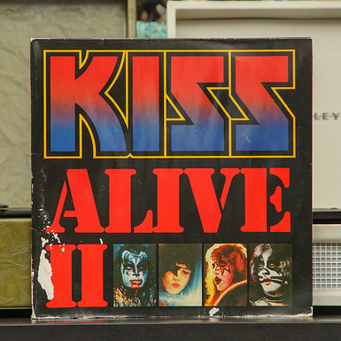 Виниловая пластинка Kiss - Alive II (2 LP) 1977 г.