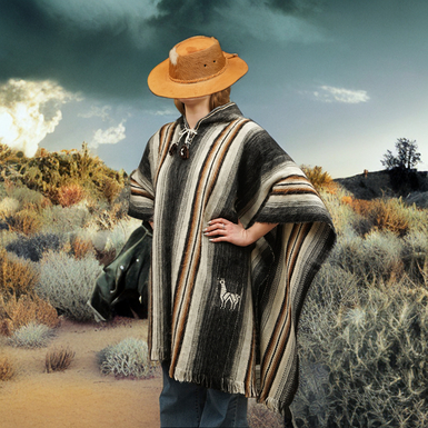 Set of "Cowboy" hat and "Nevada" poncho