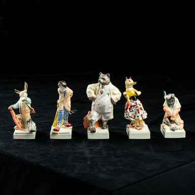 Группа фарфоровых статуэток "На злобу дня" от Kyiv Porcelain (Лимитированная серия) 