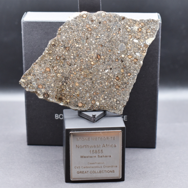 Certified meteorite "Northwest Africa 15855 CV3 NCV 0001", 38 g (Western Sahara)