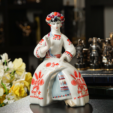 Porcelain figurine "Traditional embroidery"