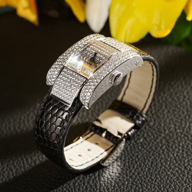 Women's diamond wristwatch 3.26 carats (272 pieces)(2004 model) by Chopard