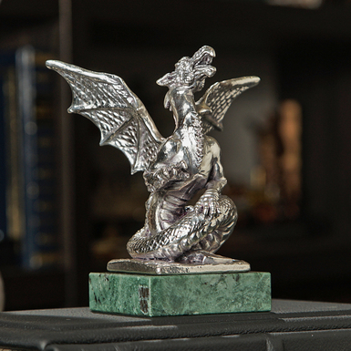 Статуетка ручної роботи "Шляхетний срібний дракон" від Євгена Єпура