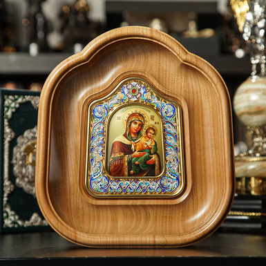 Икона Цареградской Пресвятой Богородицы в серебряном окладе с драгоценными камнями