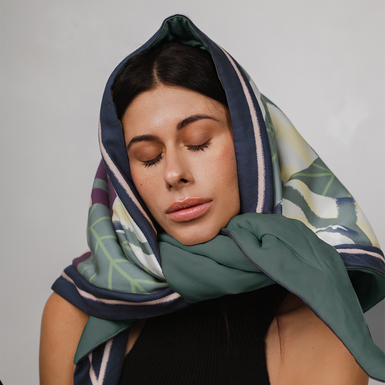 Warm scarf "Cheremshina" by Nesamovyto