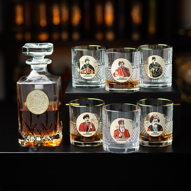 Whiskey set of 6 glasses and decanter with gilding and enamels "Hetmans of Ukraine" (Vyhovskyi, Doroshenko, Mazepa, Skoropadskyi, Khmelnytskyi, Konashevich-Sagaidachnyi) with the sign "Big Trident" by BIANCANEVE