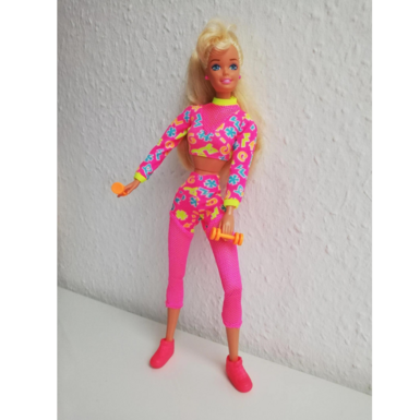 Винтажная коллекционная кукла-барби "На тренировке" (1996)