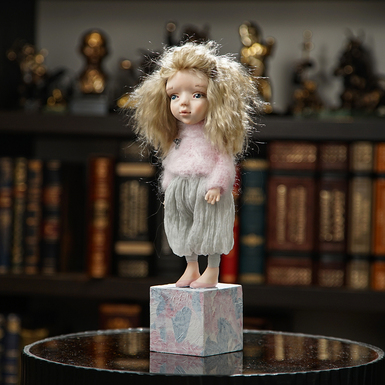 Авторська інтер'єрна лялька ручної роботи "Margo"