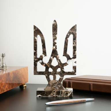 Статуетка ручної роботи "Тризуб" з коричневого мармуру від MARKAM