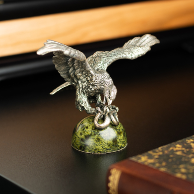Bronze statuette "Predatory eagle"