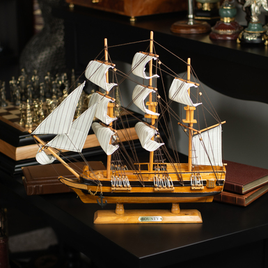 18th century Bounty ship wooden model (55cm) by Nitsche