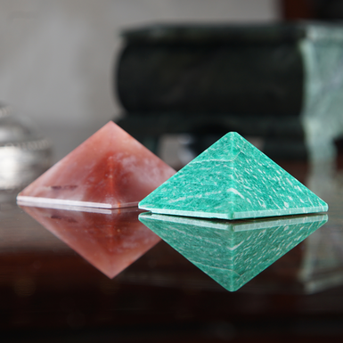 Set of Two "Gregy" Amazonite and Chalcedony Yang-Yin Pyramids by Stone Art Designe (148g)