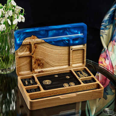 Handmade wooden jewelry box "Ornament. Sapphire" by Kochut