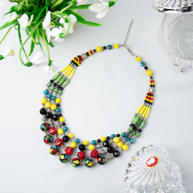 "Rainbow" 3-row necklace made of cat's eye, chalcedony and glass