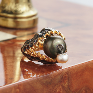 Silver ring "Shark" 925 with a black pearl from the Fama Jewelry House