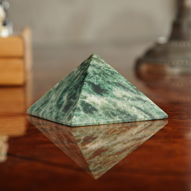 Pyramid "Forest" from listvenite by Stone Art Designe (200 g)