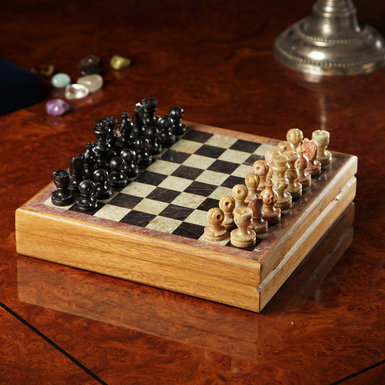 Handcrafted "Fight" wooden and onyx chess set in Florentine mosaic technique by Stone Art Designe (20х20 cm)