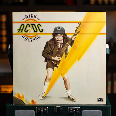 Вінілова платівка AC/DC - High Voltage, 1976 рік