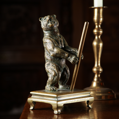 Бронзовая статуэтка "Bear" первой половины 19-го века