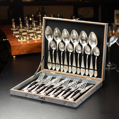 Мельхиоровый столовый набор 70-е года 20 века "Reflection" (12 ложек, 6 вилок, 6 ножей)