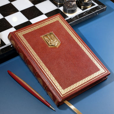 Подарочный комплект – Дневник в цельнокожаном переплете ручной работы "Тризуб" и Шариковая ручка Cambiano Ink Red PF от Pininfarina