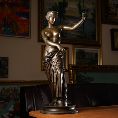 Статуэтка из бронзы "Грация" начала 20 века, Европа (8 кг)